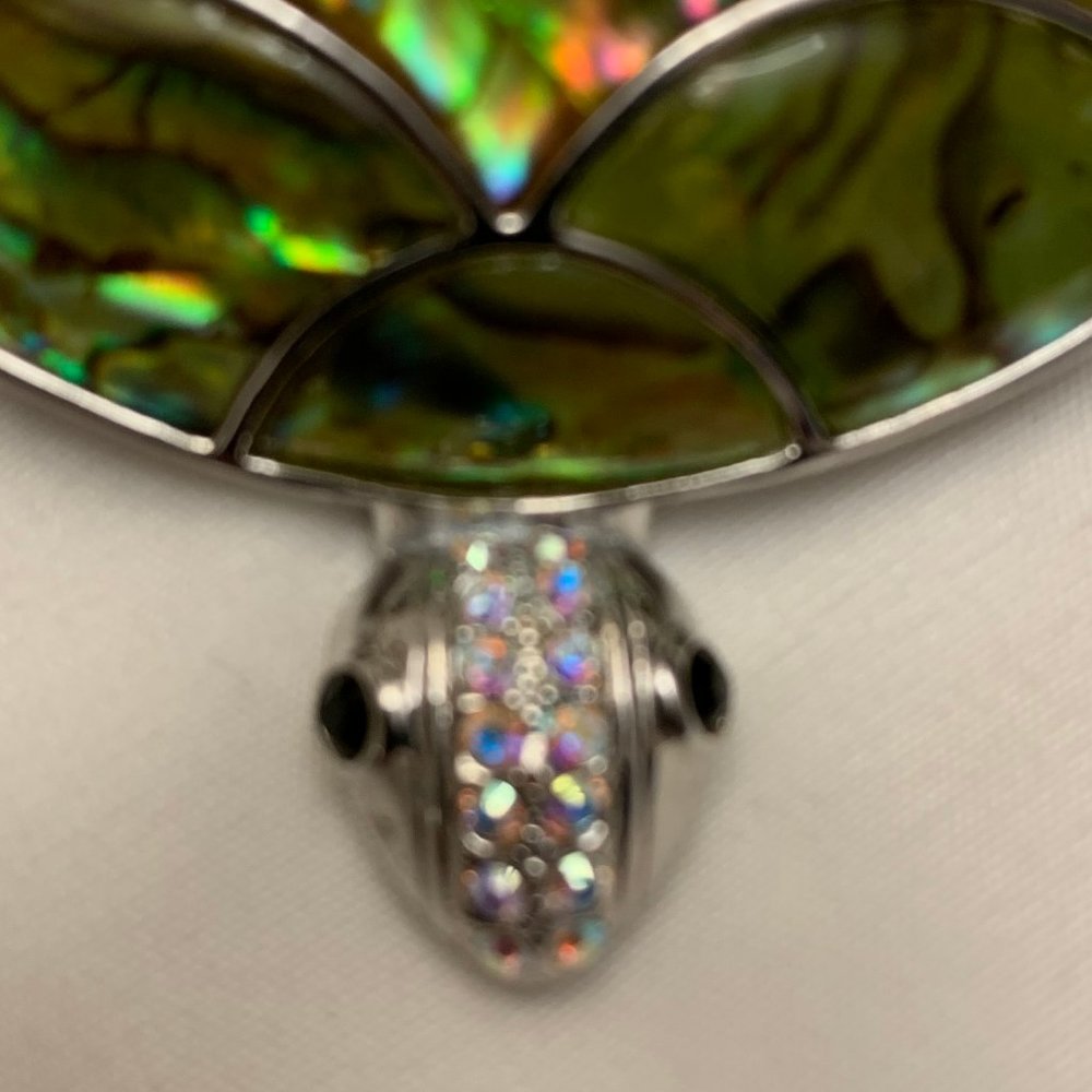 Fifth Avenue Collection Turtle Pin - Picture 8 of 8